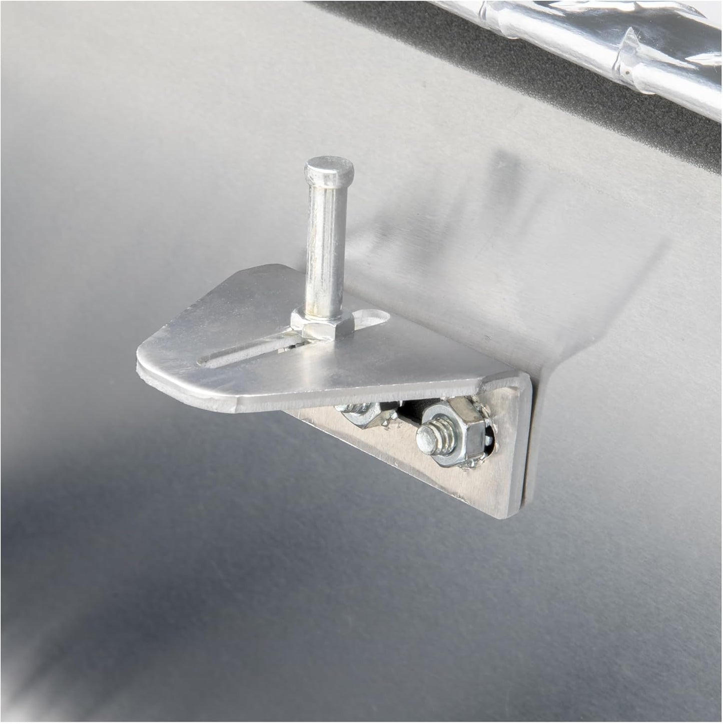 UWS EC30001 48-Inch Driver-Side Heavy-Wall Aluminum Fender Wheel Well Tool Box – RigidCore Lid