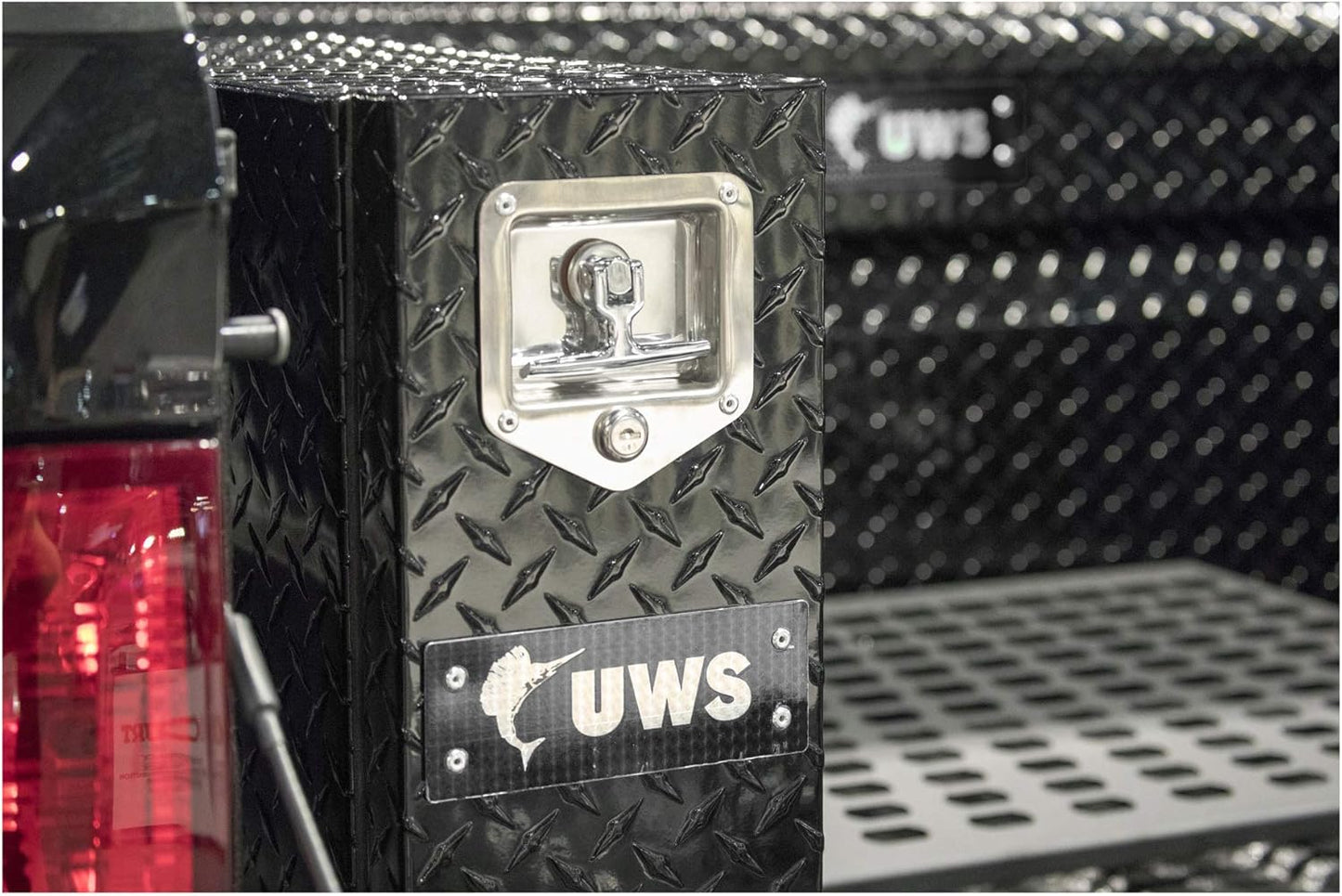 UWS EC20052 22" Gloss Black Aluminum Truck Bed Tool Box with 5 Lockable Drawers – Heavy-Duty Storage